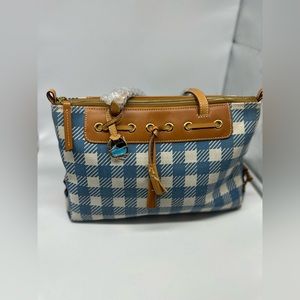 Dooney & Bourke | Vintage Large Zip Top Tassel Bag
